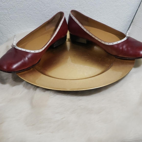 8m cranberry white trimmed slip on shoes - Picture 5 of 7